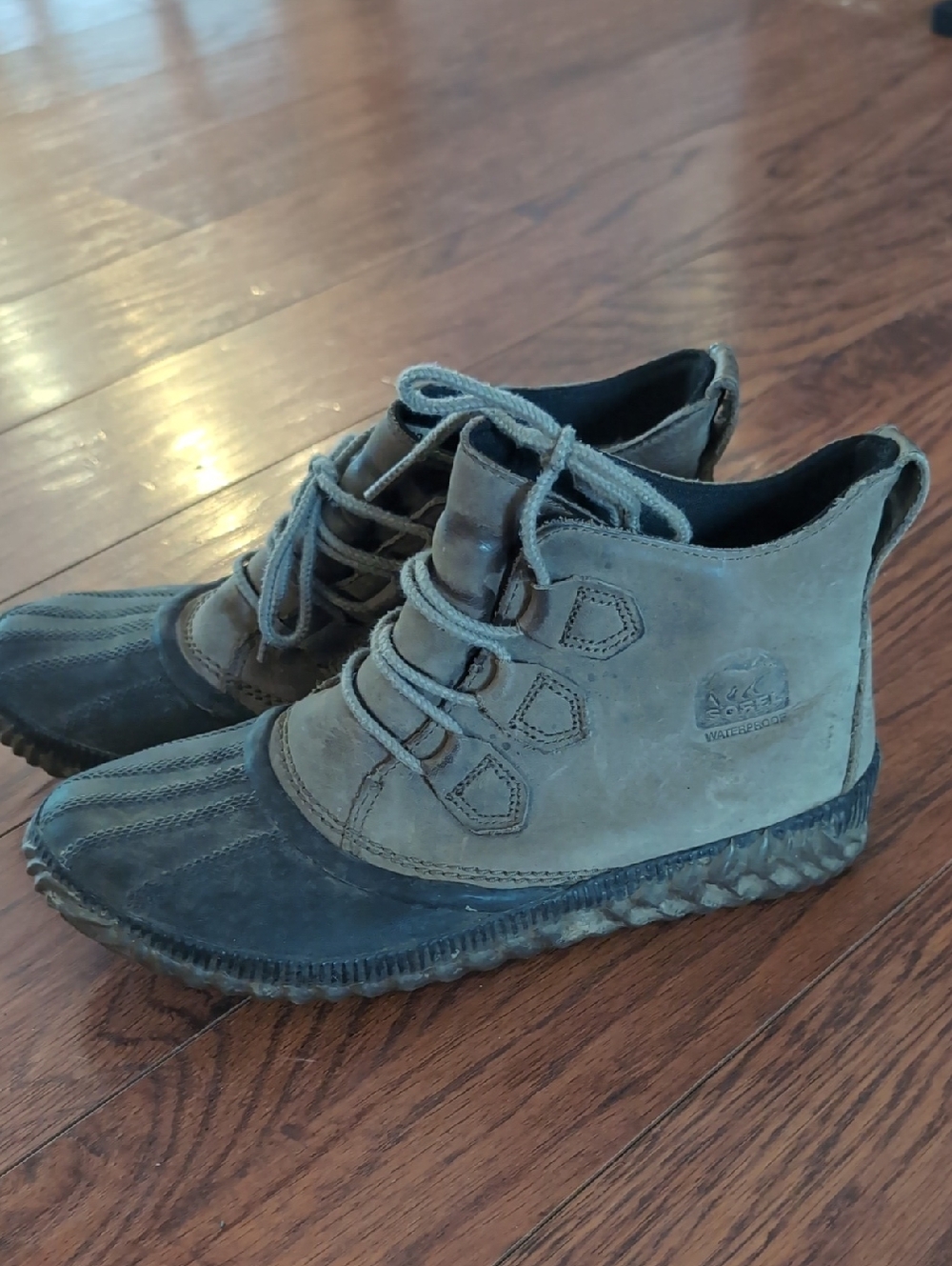 Sorel Women's Out And About Duck Boots